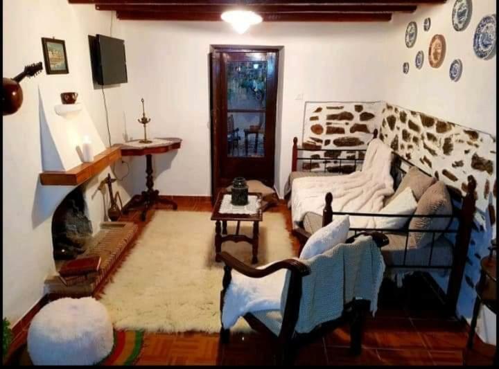 Traditional House Kassandra'S Guest House แอร์มิโอนี ภายนอก รูปภาพ