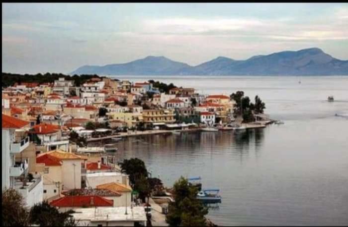 Traditional House Kassandra'S Guest House แอร์มิโอนี ภายนอก รูปภาพ